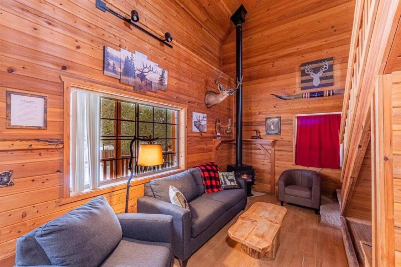 Cabin#2 Elk Hallow - Pet Friendly - Sleeps 6 - Playground & Game * Payson